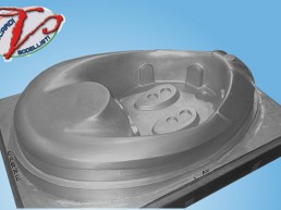 Viscardi Modellisti, stampi per termoformatura con tecniche di fresatura a CN e classici metodi artigianali